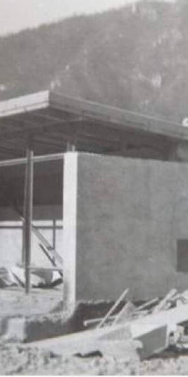 prva_bencinska_radece_1961_08.JPG