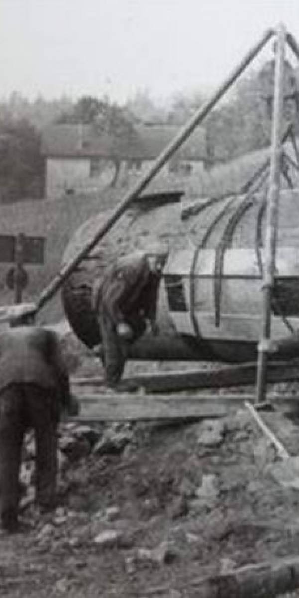 prva_bencinska_radece_1961_11.JPG