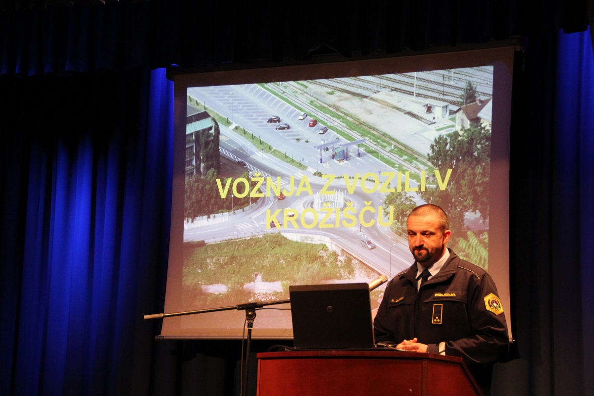 Nikolaj Zorec na strokovnem posvetu o prometni varnosti v Radečah, maj 2016