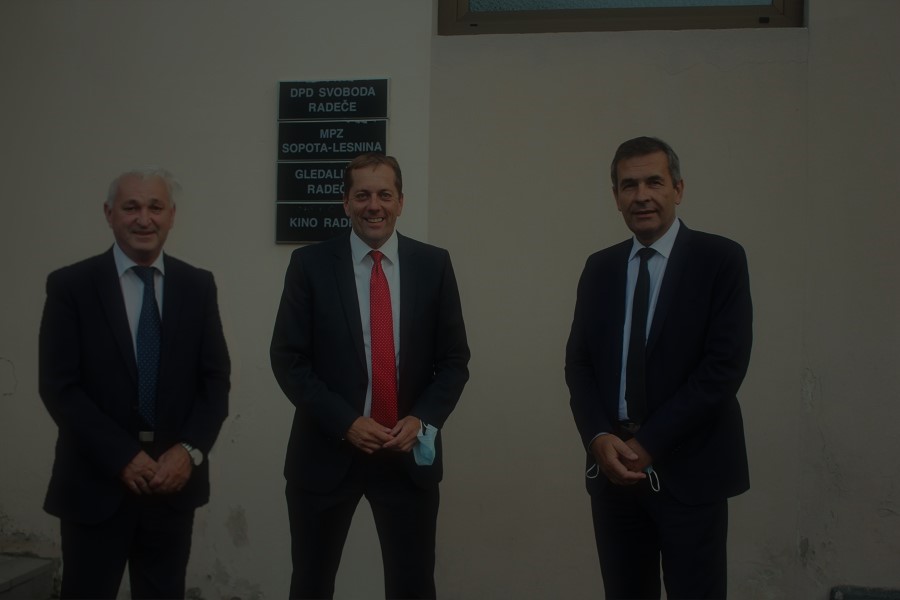 Petretič, Režun in Stanko pred slavnostno sejo v Radečah septembra 2020